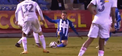 什么是“二人雀神”？解析快节奏对抗下的麻将变种逻辑。（揭秘“二人雀神”：快节奏对抗下的麻将变体逻辑解析）