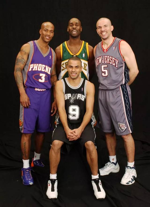 此表示钦佩 此表示钦佩